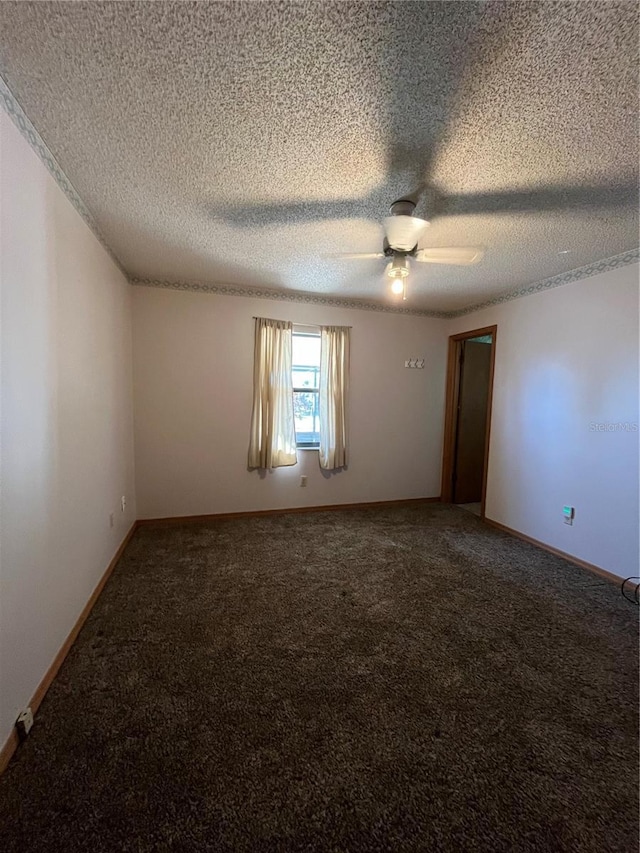 unfurnished room featuring carpet floors and ceiling fan