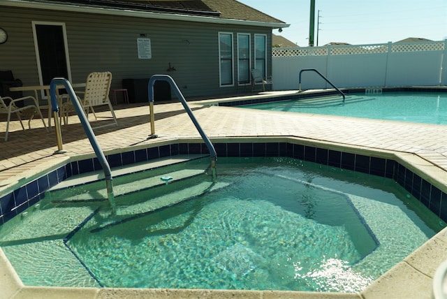 view of swimming pool