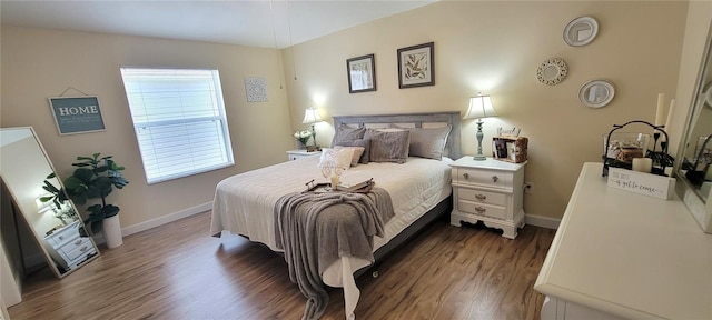 3621 Amelia Ave, The Villages, FL 32162 - bedroom with wood finished floors and baseboards