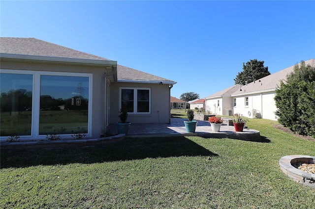 view of yard with a patio area