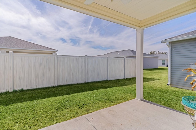 view of yard featuring a patio