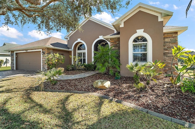 view of front facade with a garage