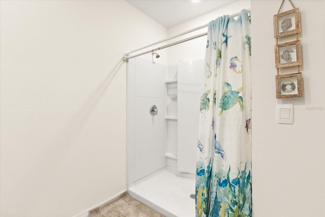 bathroom with curtained shower