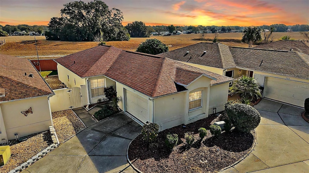 view of aerial view at dusk