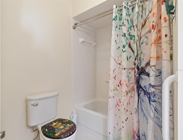 bathroom featuring shower / bathtub combination with curtain and toilet