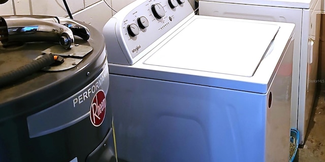 laundry area featuring independent washer and dryer