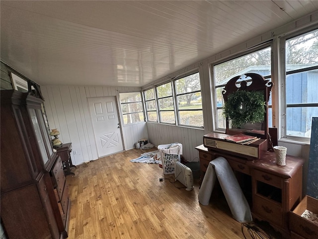 view of sunroom / solarium