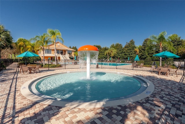 pool with fence