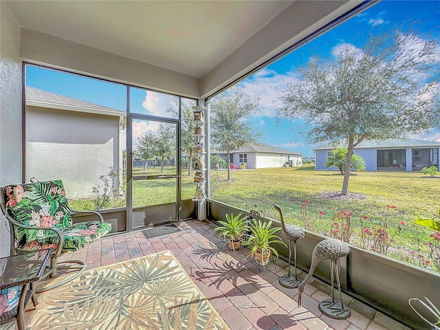 view of sunroom / solarium