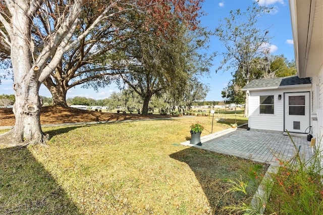 view of yard with a patio