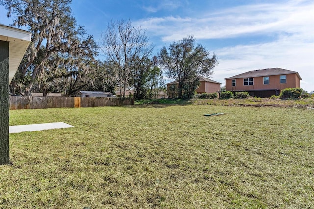 view of yard featuring fence