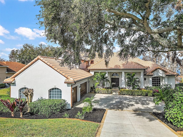 view of front of home featuring a garage