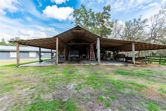 exterior space featuring a yard