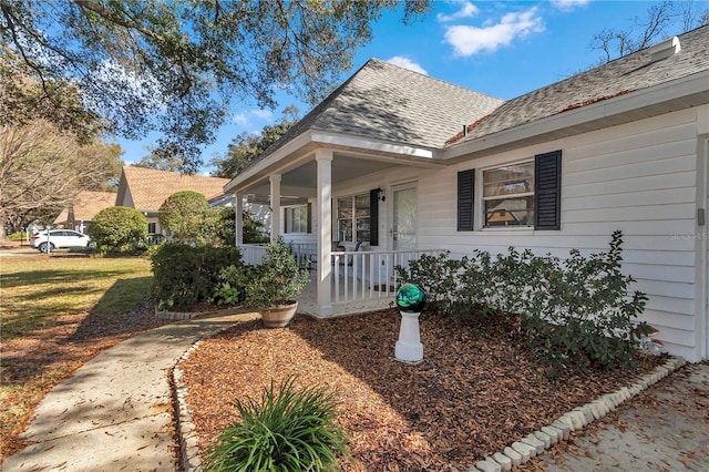 view of front of house featuring a porch