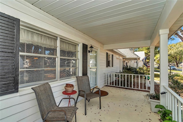 view of patio featuring covered porch