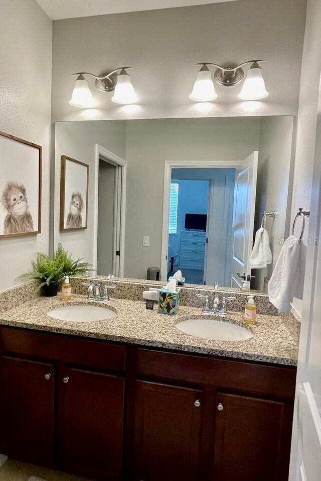 294 Captiva Dr, Davenport, FL 33896 - bathroom featuring double vanity