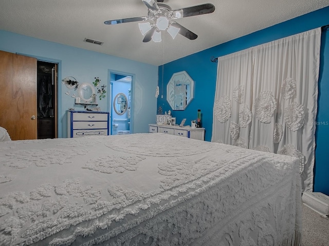 11915 Crk 680, Webster, FL 33597 - bedroom featuring a textured ceiling and ceiling fan