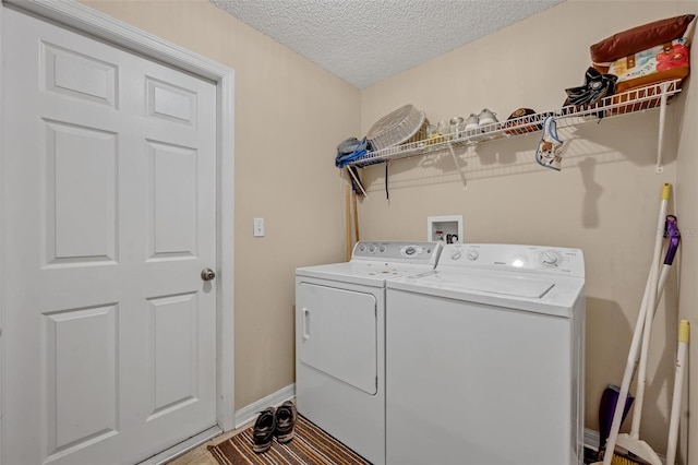 4078 Waltham Forest Dr, Tavares, FL 32778 - washroom featuring separate washer and dryer and a textured ceiling