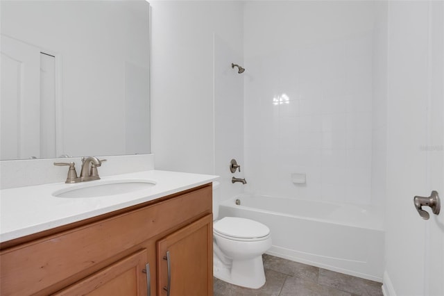 full bathroom with vanity, toilet, and tiled shower / bath