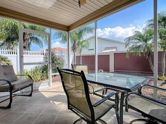 view of sunroom / solarium