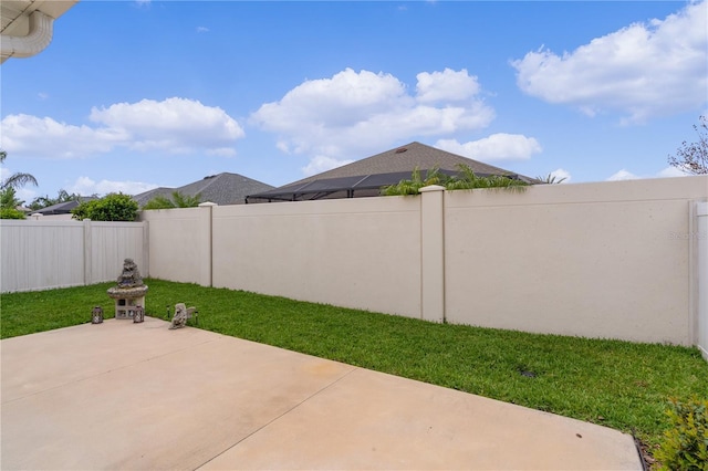 view of patio with a fenced backyard