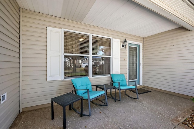 view of patio / terrace with a porch