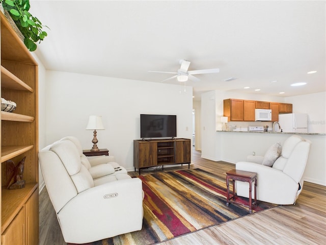 620 Vagabond St, The Villages, FL 32163 - photo 9