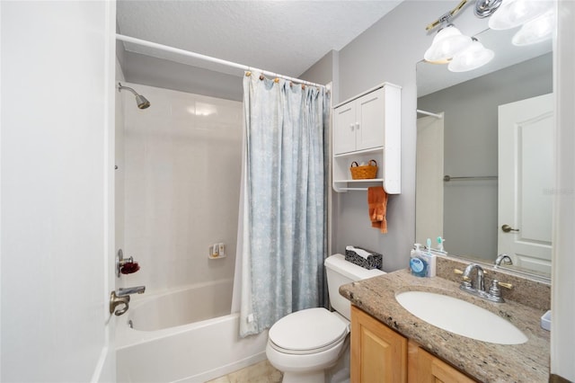 full bath featuring shower / tub combo, a textured ceiling, toilet, and vanity