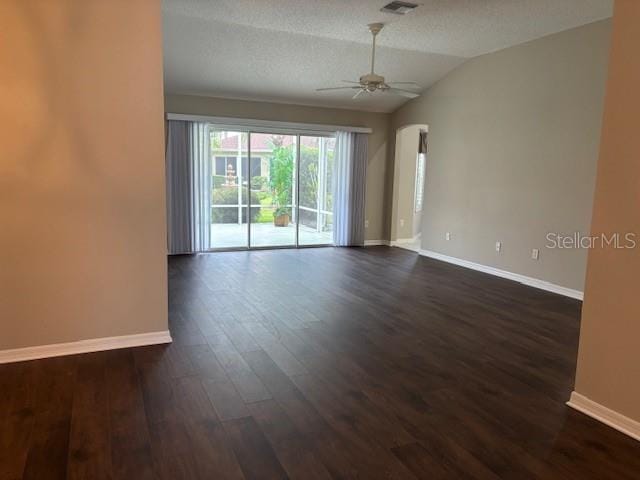 2212 Yeamans Pl, The Villages, FL 32162 - photo 6