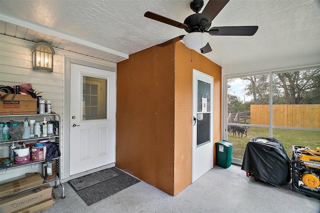 entrance to property with fence