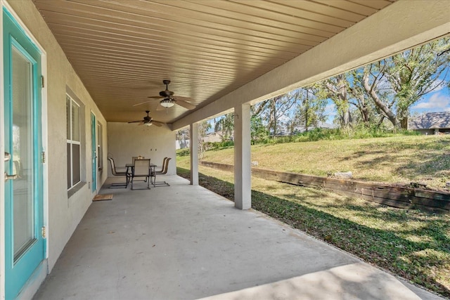 view of patio featuring ceiling fan