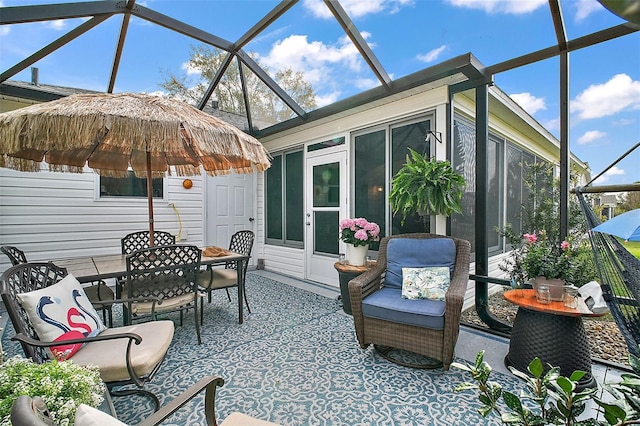 view of sunroom / solarium