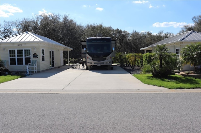 Listing photo 2 for 9414 SE 47th Way, Webster FL 33597