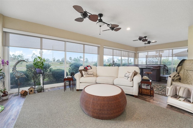 2124 Biller Cir, The Villages, FL 32163 - sunroom with ceiling fan