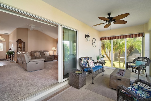 sunroom with a ceiling fan