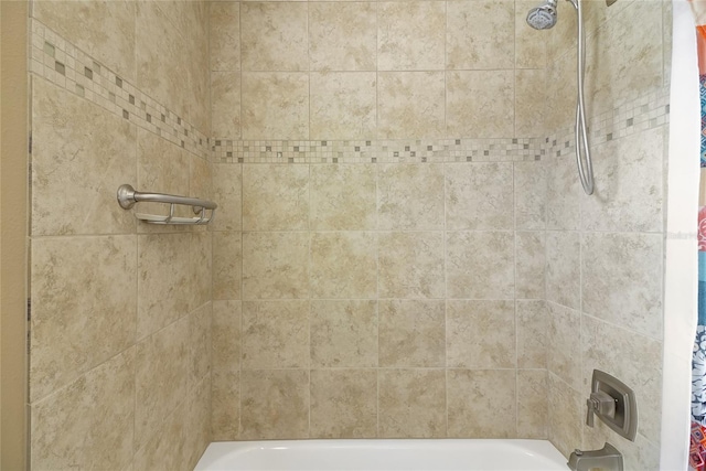 bathroom featuring shower / bathtub combination