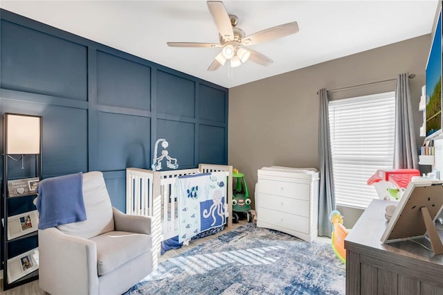 bedroom featuring ceiling fan