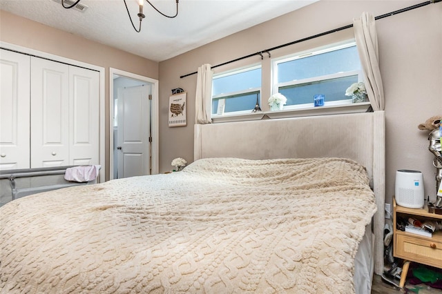 bedroom featuring a closet