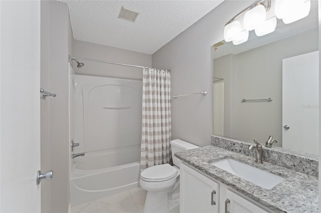 bathroom with visible vents, toilet, shower / bath combo with shower curtain, a textured ceiling, and vanity