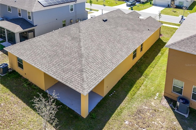 bird's eye view with a residential view