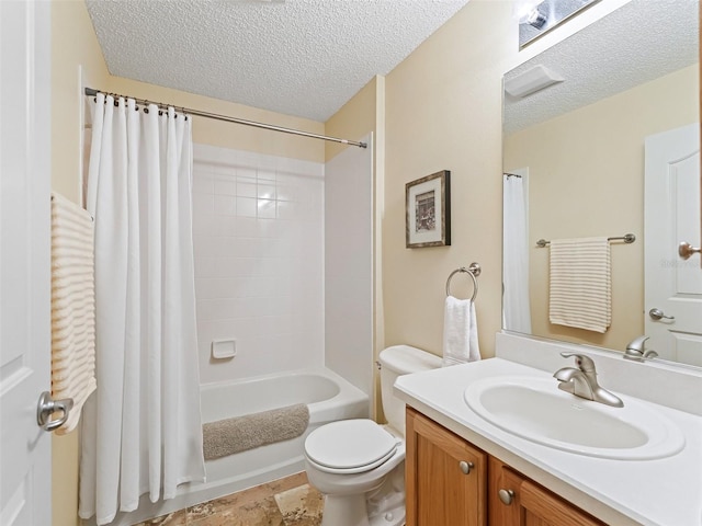 bathroom with shower / bathtub combination with curtain, a textured ceiling, toilet, and vanity