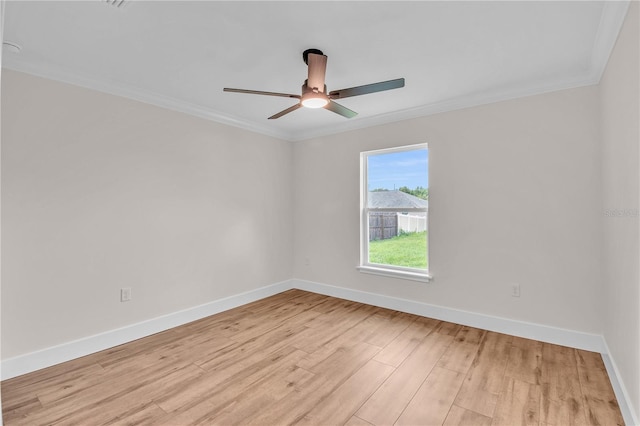 13334 SW 107th St, Dunnellon, FL 34432 - unfurnished room featuring ornamental molding, light wood-style floors, and a ceiling fan