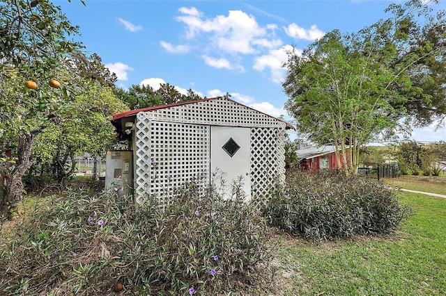 view of outbuilding