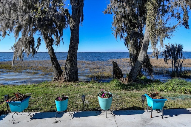 view of water feature