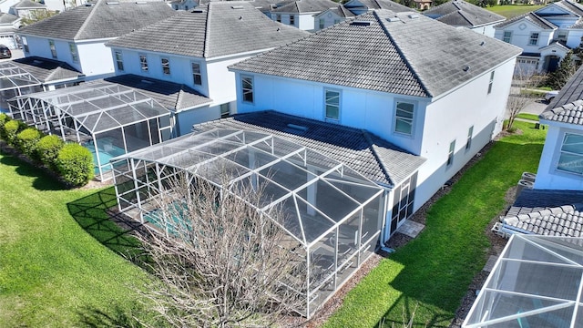 bird's eye view with a residential view