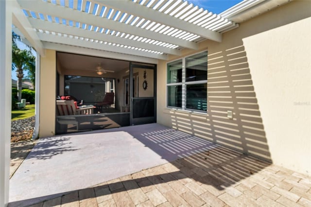 view of patio featuring a pergola