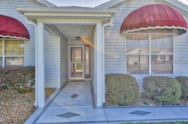 view of entrance to property