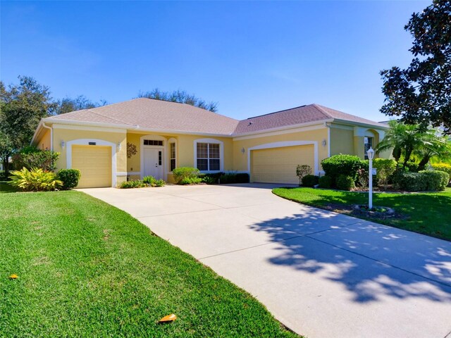 24104 Robinwood St, Leesburg, FL 34748 - photo 1