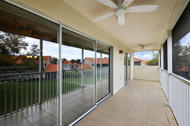 5359 Compass Pt, Oxford, FL 34484 - balcony featuring a ceiling fan