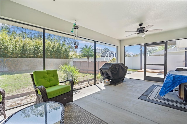 8880 SE 161st St, Summerfield, FL 34491 - sunroom with ceiling fan